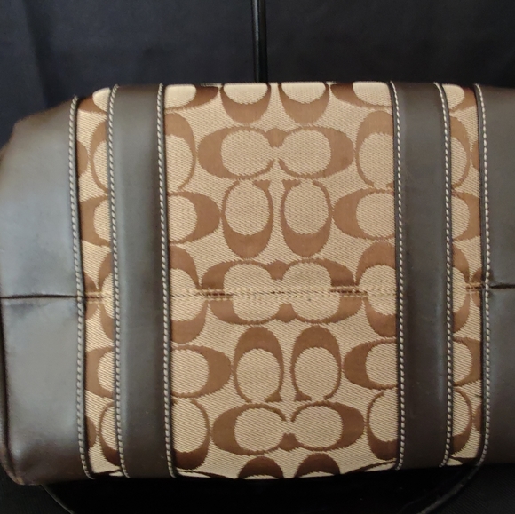 Classic COACH Signature Logo Purse/Tote - Picture 3 of 5